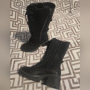 Black Combat Moto Boots with Classic Design